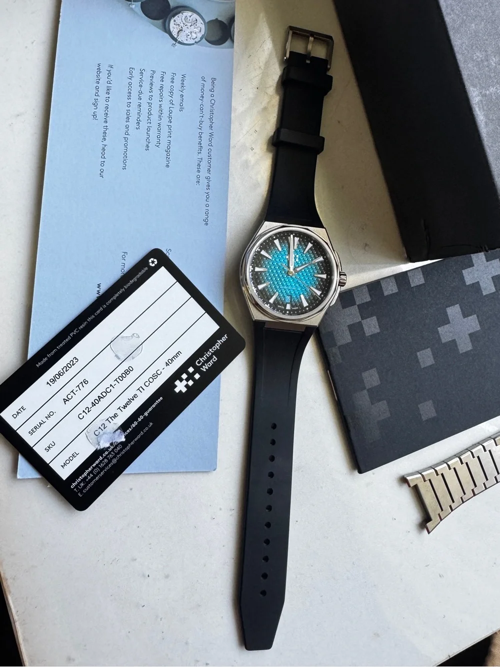 Christopher Ward The Twelve Astral Blue Titanium (Ti bracelet)